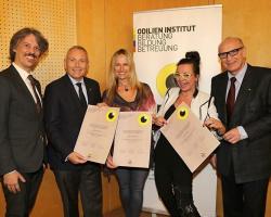 2015 Odilienistitut Urkundenverleihung